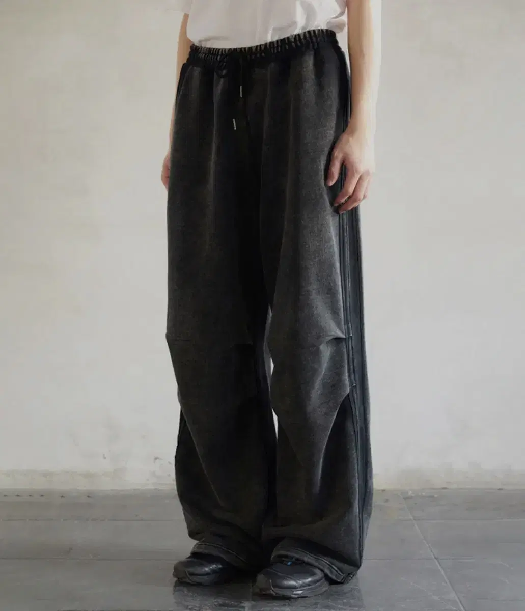 주앙옴므 TRACK SWEAT PANTS 블랙 L사이즈